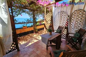 Giglio View Retreat - Image 1