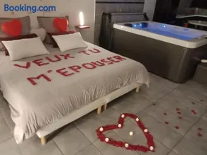 Nuit romantique avec Jacuzzi SPA privatif proche TOULOUSE - Image 3
