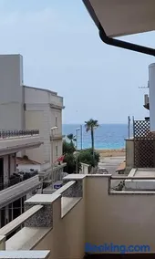 Una Terrazza sul mare - Image 1