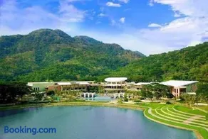 Pico De Loro Hamilo Coast beach and Country Club - Myna B One Bedroom - Image 1