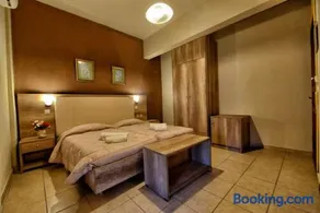 The Blue Sea Hotel - Image 4