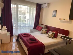 Apartment on the Beach - Image 2