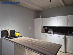 52 on 2nd Self-catering accommodation - Image 3