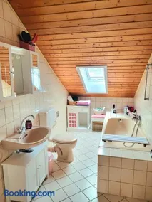 Gemütliche Ferienwohnung mit Ausblick auf das Saarpolygon - Image 3