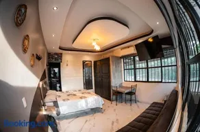 Habitación Verde Amanecer - Image 1