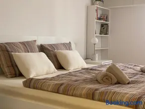Apartman Lux 5- private parking - Image 3