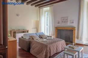 Elegante Bilocale con balcone - Centro Storico - Image 3