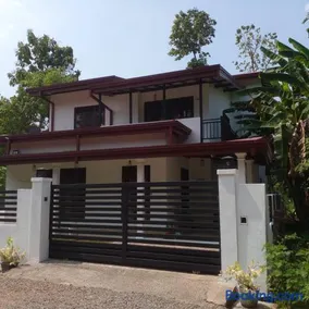 Villa in Yakkala, Gampaha - Image 1
