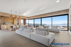 Villa Mamasana - New Magnificent Villa with Infinity Pool & Tennis! - Image 1