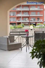 Vangos House - Image 2