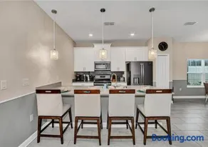 Maison conviviale et familiale avec jacuzzi, piscine privée et barbecue | Vue lac - Image 4