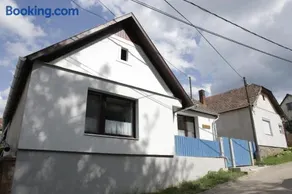 Kékmacska Vendégház Nagybörzsöny - Image 3