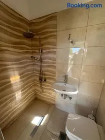 Holly George Villa - Image 2
