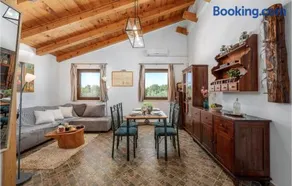 2 Bedroom Awesome Home In Pula - Image 5