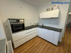 City-Krefeld Luxus 3 Zimmer Apartment mit Balkon - Image 2