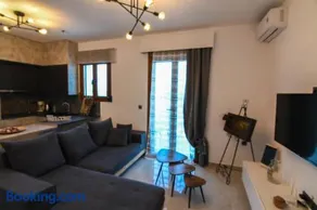 Athor Ireon Apartment 1 - Image 2