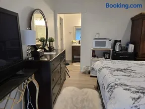 Private master bedroom in a farmhouse - Image 1