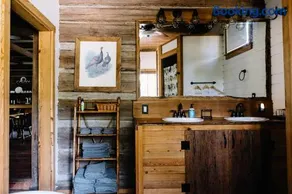 Governor Cabin - Image 2