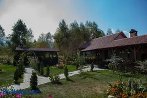 Royal Hotel - Image 3