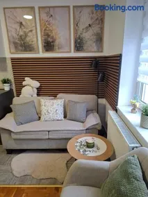 NS Urban Stay-Studio with Balcony and Free Parking - Image 2