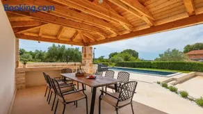 Beautiful Villa Treori with pool in Sv Lovrec - Image 3