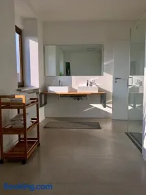 City Apartment - Image 3