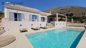 Doto Villa with private pool - Image 2