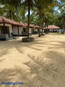 Sea Sand Resort - Image 1