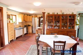 Traditional Stone Villa, Spacious Seaside Retreat - Image 3