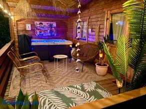 Cozy mediterranean style chalet with private jacuzzi and garden between Amsterdam Haarlem and Schiphol Airport - Image 3