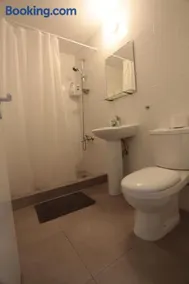 Ariadne apt 103 -300m from Lighthouse beach - Image 5