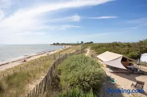 Huttopia Côte Sauvage - Ile de Ré - Image 1