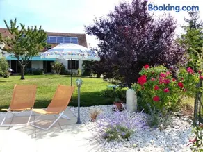 Charmant gîte avec piscine partagée au cœur d'un village - Image 3