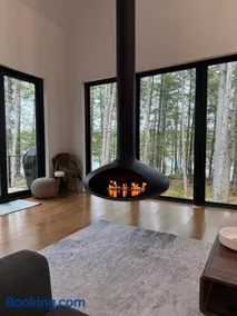 Contemporary Lakehouse in Lakeville - Image 1