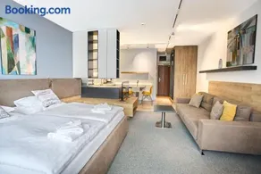 TATRA SUITES Luxury Studio A302 - Image 4