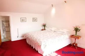 Swan Guest House LONDON - HEATHROW - Image 3