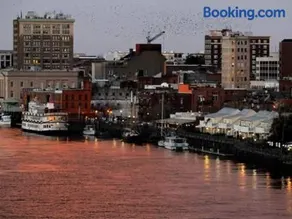 Water Street Retreats 03 - Image 1
