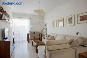 Varkiza Apartment - Image 1