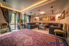 The Gallery Guest House - Garden and Garage - Image 3
