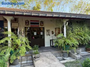 Baan Rim Tarn B&B - Image 5