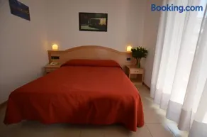 Hotel Tivoli - Image 2