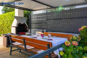 Apartman LuNi sa bazenom - Malinska, Sveti Anton - Image 4