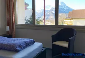 Privates Bergblick-Studio mit Wellness bei Swiss Holiday Park - Image 2