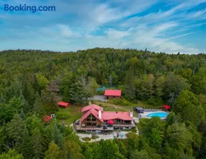 Les Oursons Bed and Breakfast - Image 5
