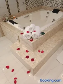 Priamo Hotel - Image 2