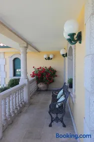 Villa Pérez Rey - Image 5