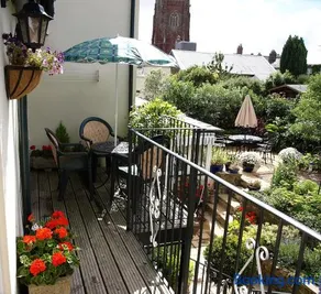The Little Elbow Room - Image 4