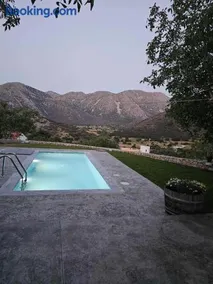 Patriko-Cozy villa on the foot of the mountains - Image 3