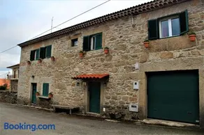Casa de Maçaneira - Image 1