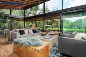 Casa Galo-Modern Retreat Overlooking Golf Course - Image 2